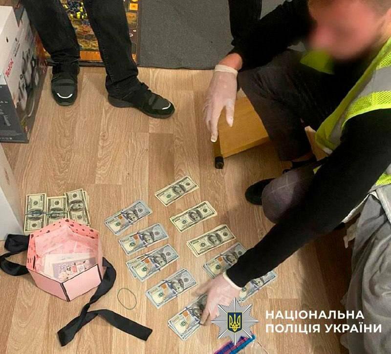 Заробляв на черзі: мешканець Київщини «торгував» доступом до МВС Заробляв на черзі: мешканець Київщини «торгував» доступом до МВС