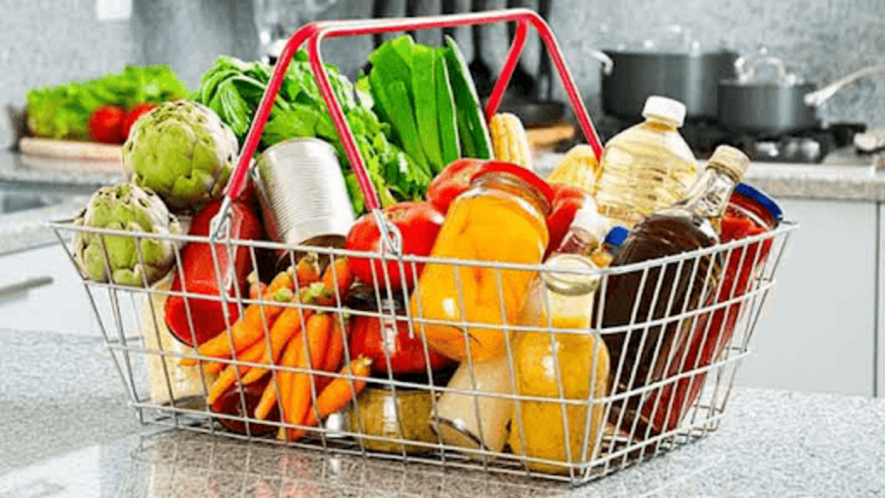 Смачні новинки в продуктовий кошик: де вигідно скупитись у Києві на цих вихідних Смачні новинки в продуктовий кошик: де вигідно скупитись у Києві на цих вихідних