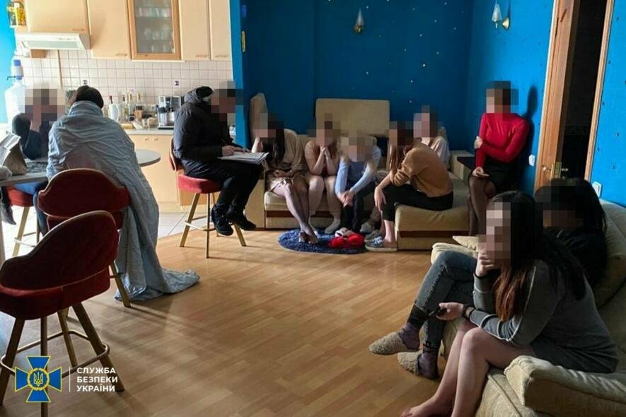 “Кришував” борделі у Києві: суд арештував заступника начальника Департаменту міграційної поліції “Кришував” борделі у Києві: суд арештував заступника начальника Департаменту міграційної поліції
