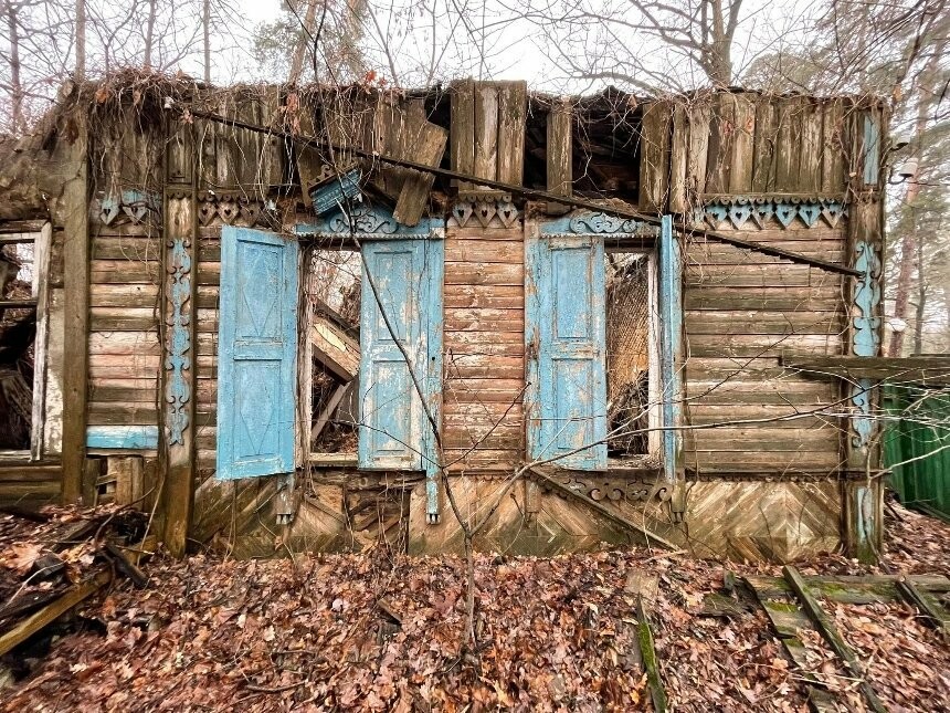 У Києві розібрали історичну дачу Тілль: дерев’яну пам’ятку початку ХХ століття втрачено У Києві розібрали історичну дачу Тілль: дерев’яну пам’ятку початку ХХ століття втрачено