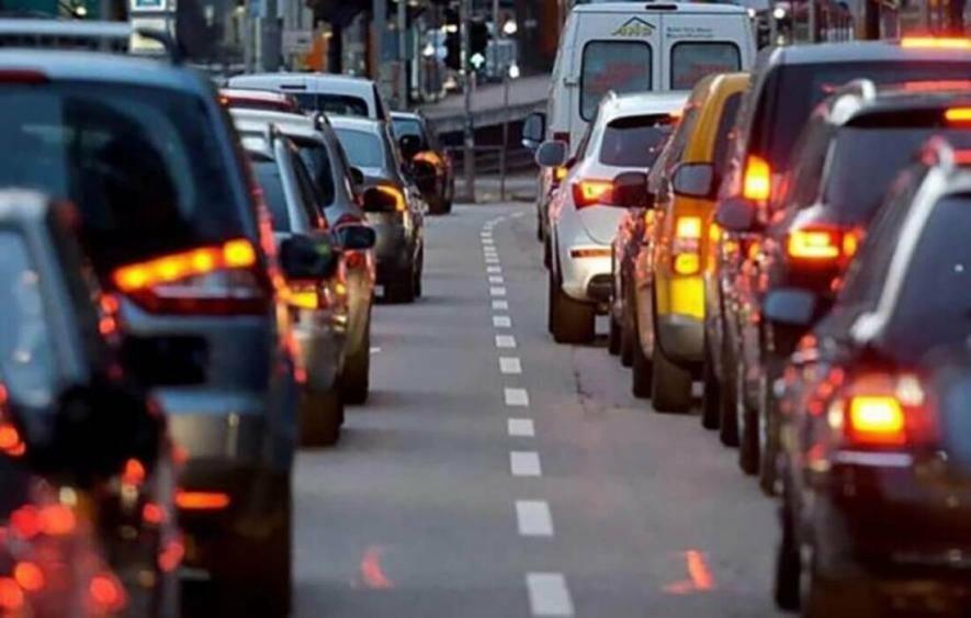 Термінові обмеження на дорогах: завтра в Києві майже на 10 годин заблокують дорожній рух Термінові обмеження на дорогах: завтра в Києві майже на 10 годин заблокують дорожній рух