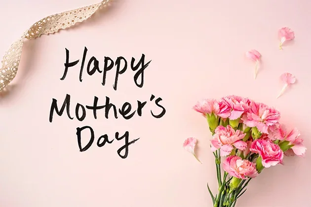 День матері 2024 року: історія, значення свята, традиції та як правильно привітати маму, сестру або тещу