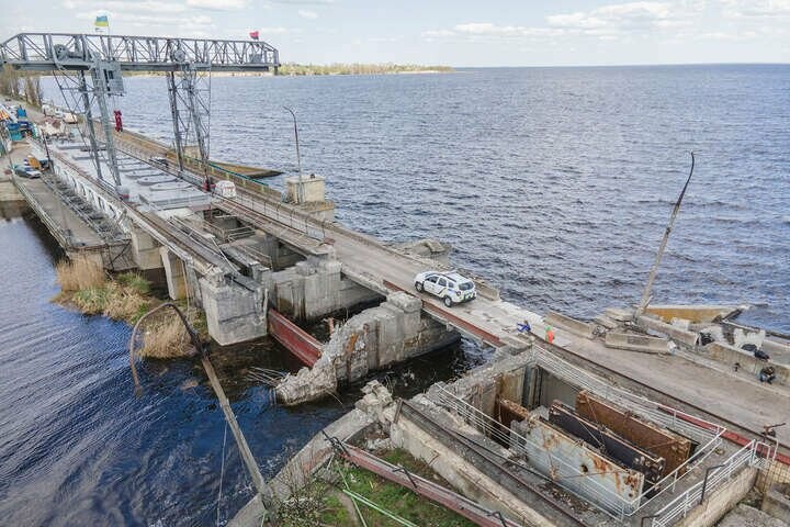 У Київській області розпочали відновлювати підірвану дамбу, - ВІДЕО