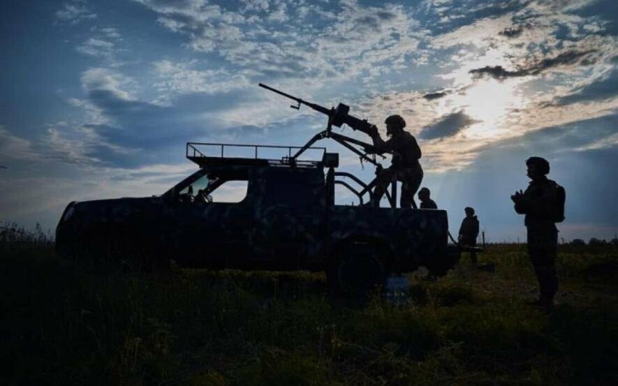Потужна атака шахедів тривала до ранку: як діяв ворог у напрямку Києва й Київщини Потужна атака шахедів тривала до ранку: як діяв ворог у напрямку Києва й Київщини
