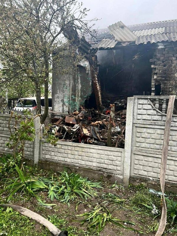 В Українці на Київщині уламки ракети влучили в багатоповерхівку, постраждала дитина В Українці на Київщині уламки ракети влучили в багатоповерхівку, постраждала дитина