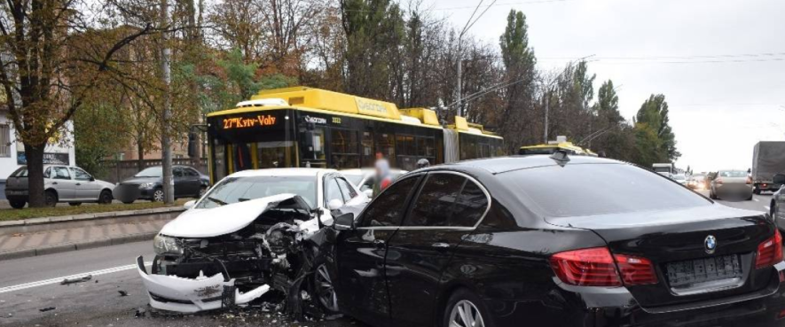 У Києві водій під наркотиками травмував трьох людей: що йому загрожує, – ФОТО У Києві водій під наркотиками травмував трьох людей: що йому загрожує, – ФОТО
