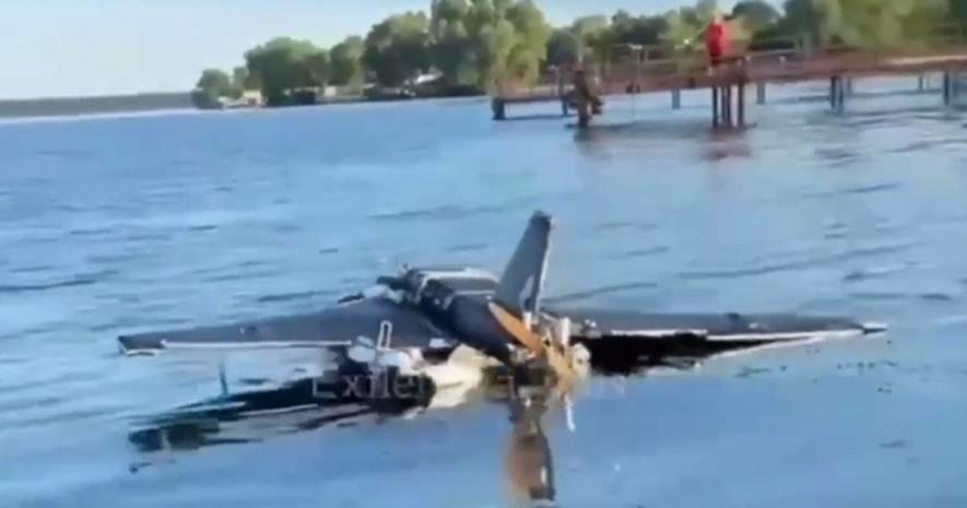 Пливе, як мрець: у Києві зняли моторошне відео з ворожим дроном у Дніпрі
