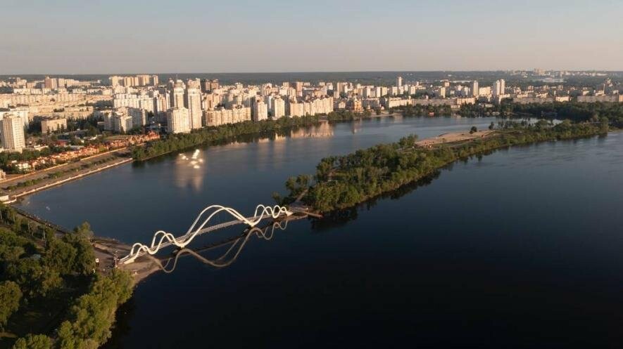 Міст-хвиля: як Київ має врятуватися від транспортних колапсів