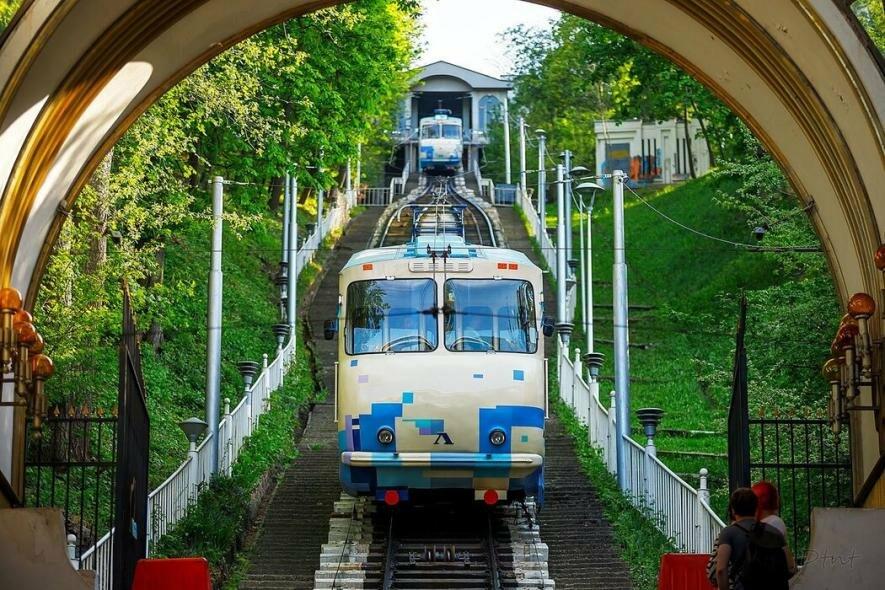 Символ пагорбів Подолу Києва в небезпеці: чому вхід буде зачинено Символ пагорбів Подолу Києва в небезпеці: чому вхід буде зачинено