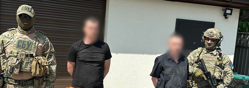 У Києві затримали групу чоловіків, які торгували кокаїном, – ФОТО