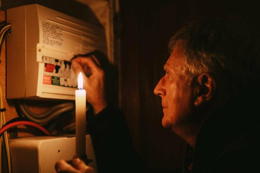 Блекаут на Київщині: в якому районі не буде світла увесь день Блекаут на Київщині: в якому районі не буде світла увесь день