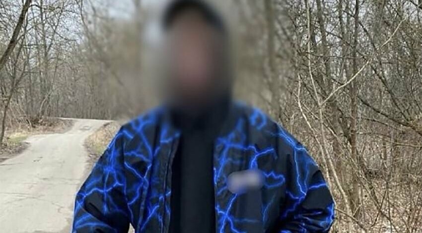 У Голосіївському районі Києва затримали 19-річного юнака за торгівлю наркотиками, – ФОТО