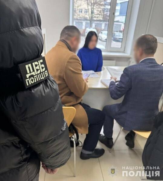 «Продаж солі на папері»: у Києві судитимуть підприємця за махінації з 10 мільйонами «Продаж солі на папері»: у Києві судитимуть підприємця за махінації з 10 мільйонами