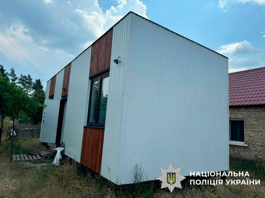 Скандал із модульним житлом на Київщині: благодійні мільйони — у кишені підрядника