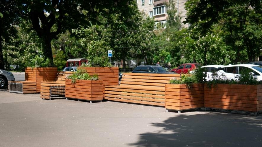 В Києві почали встановлювати парклети: що це та як виглядають, – ФОТО