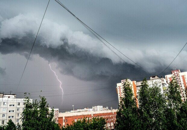 Накриє гроза та опади: прогноз погоди в Києві на 3 червня