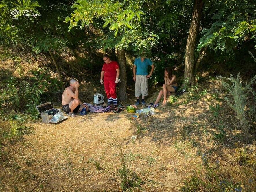 Пішов купатись і зник: на Київщині у ставку потонула 4-річна дитина, – ФОТО Пішов купатись і зник: на Київщині у ставку потонула 4-річна дитина, – ФОТО
