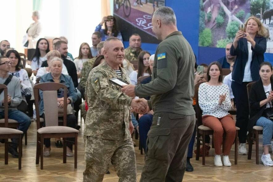 У Києві учасники бойових дій і родини загиблих воїнів отримали 67 сертифікатів на квартири, – ФОТО