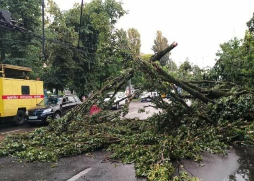 Екологічне лихо й хаос на вулицях: що зараз відбувається в Києві, – ФОТО Екологічне лихо й хаос на вулицях: що зараз відбувається в Києві, – ФОТО