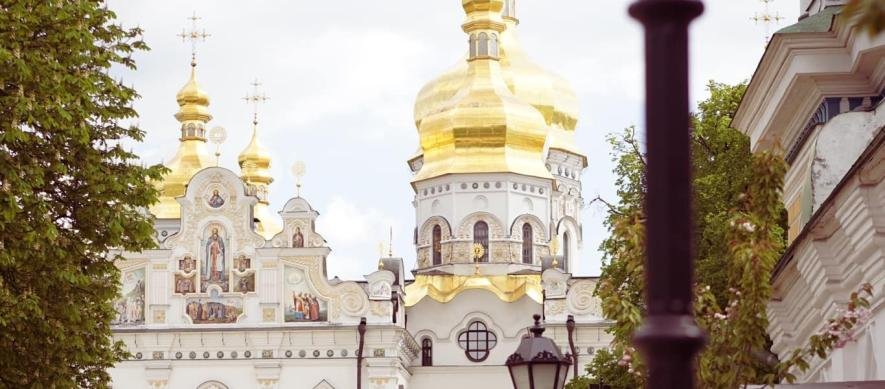 Московські попи в Лаврі: колишній керівник прокоментував гучну тему Московські попи в Лаврі: колишній керівник прокоментував гучну тему