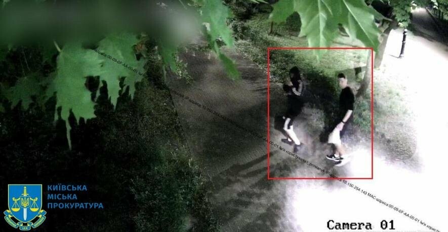 За гроші осквернили пам’ятний хрест імені Степана Бандери: у столиці судитимуть трьох чоловіків, – ФОТО За гроші осквернили пам’ятний хрест імені Степана Бандери: у столиці судитимуть трьох чоловіків, – ФОТО