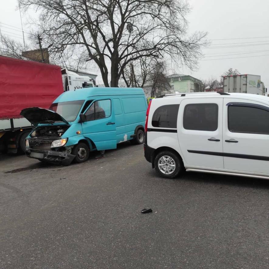 Выехал на встречную полосу: на Киевщине произошло ДТП | Новости