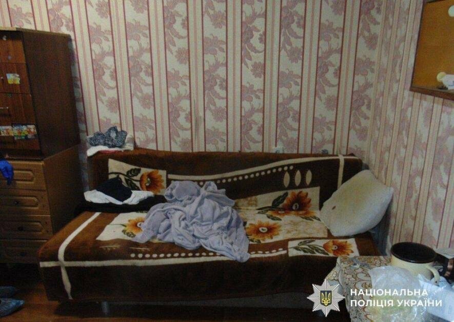Кров, крики і смертельне побиття: у Києві п’яний чоловік накинувся на співмешканку, – деталі Кров, крики і смертельне побиття: у Києві п’яний чоловік накинувся на співмешканку, – деталі