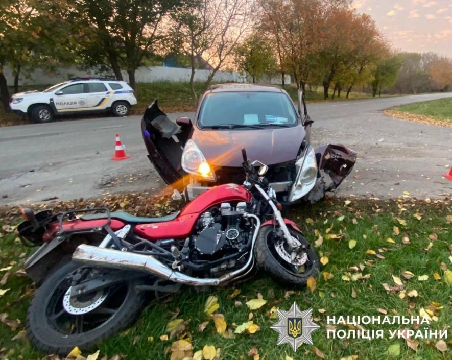 Під час обгону не впорався з керуванням: на Київщині сталася ДТП