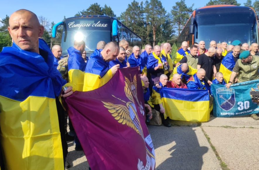 Обмін українськими військовополоненими продовжується: що наразі відомо Обмін українськими військовополоненими продовжується: що наразі відомо