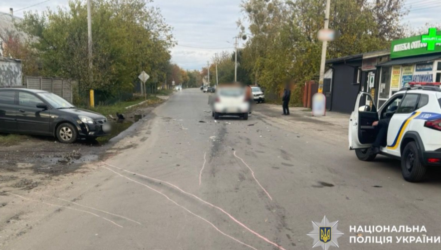 Розбиті автівки і поліція на дорозі: на Київщині сталось моторошне зіткнення, – ФОТО