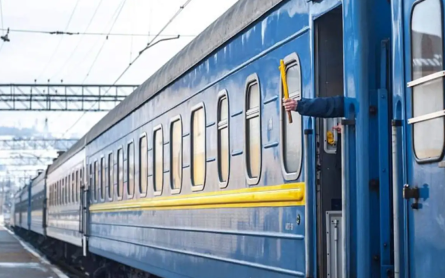 Із Києва запускають додатковий потяг: куди він скоро вирушить
