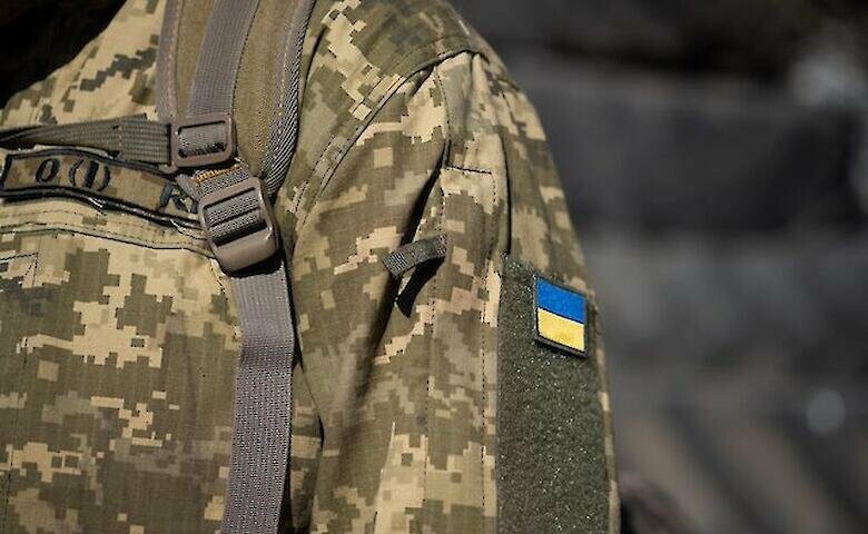 Не ампутуй – врятуй: для українських військових створили посібник “Дороговказ пораненого”