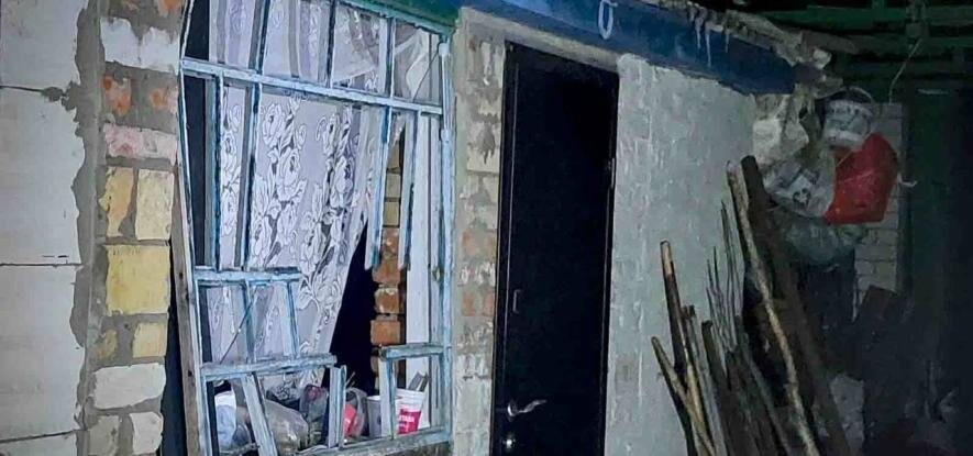 Вибиті вікна та пошкоджені будинки: як Київщина пережила чергову нічну атаку, – ФОТО Вибиті вікна та пошкоджені будинки: як Київщина пережила чергову нічну атаку, – ФОТО