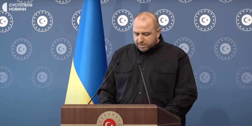 Повернути всіх живих і мертвих: що домовилися Україна і росія у Стамбулі Повернути всіх живих і мертвих: що домовилися Україна і росія у Стамбулі