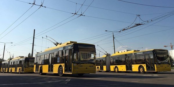 Низка тролейбусів у Києві повертаються на звичні маршрути: подробиці