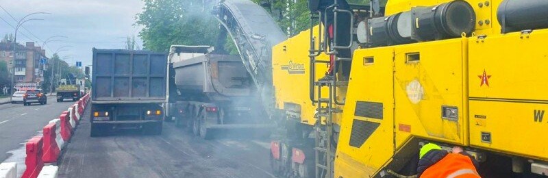 На проспекті Воскресенському у Києві розпочався ремонт: рух обмежено на 4 місяці