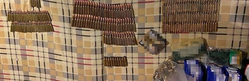 На столичному Печерську затримали киянина за виготовлення та збут боєприпасів, – ФОТО