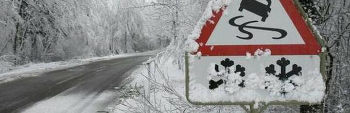 Cніг, мороз та ожеледиця: синоптики попередили про небезпечні метеорологічні явища в Києві 8 грудня