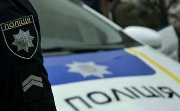 Ховав психотропи у спідній білизні: на Київщині затримали наркоторговця