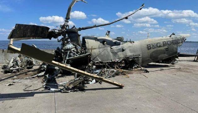 На Київщині з водойм витягли 2 ворожих вертольоти, 11 бойових машин ворога та 21 протитанкову міну, - ФОТО