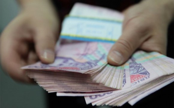 Ошукала родину безвісти зниклого бійця ЗСУ: у Києві викрили зловмисницю