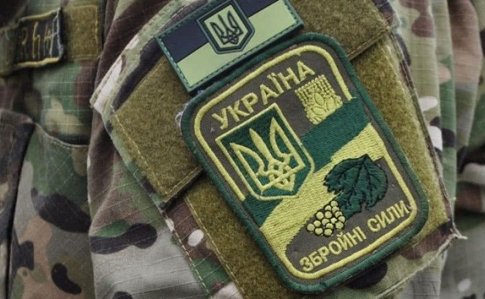 Кияни просять зробити безплатний проїзд усім військовим ЗСУ у міському транспорті