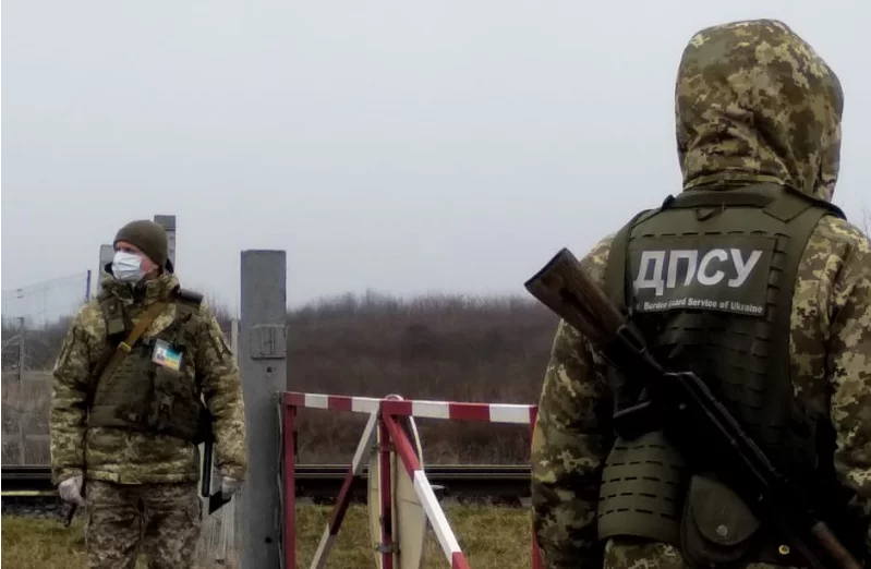 На Київщині прикордонники затримали двох колаборантів, які прямували до столиці, – ФОТО