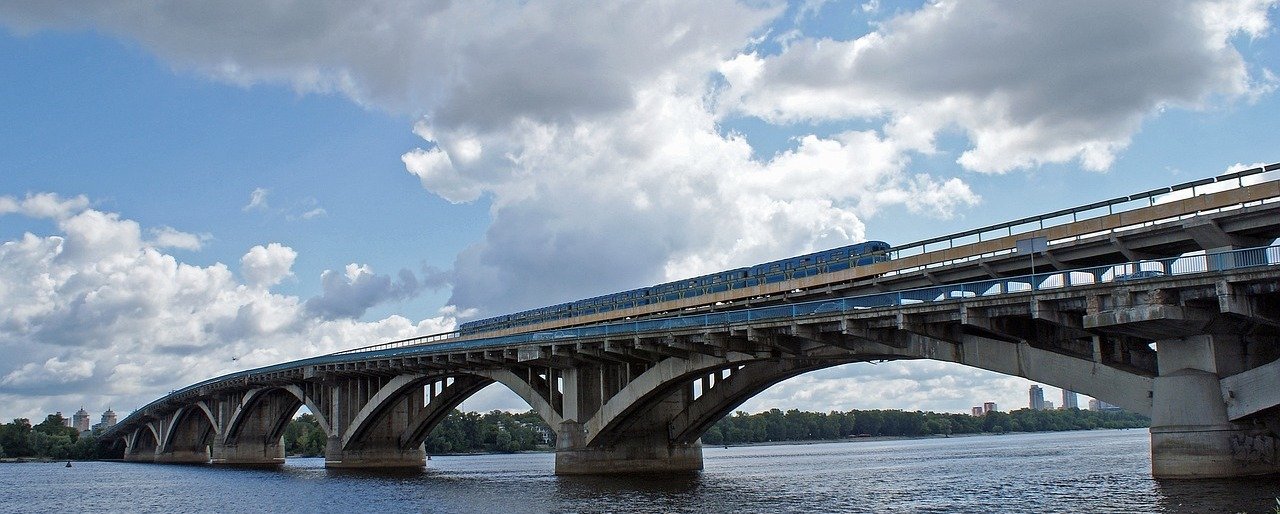 Підтоплення тунелів синьої гілки столичного метро: прокуратура почала розслідування