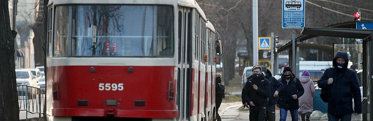 Кличко підтвердив, що у Києві через дефіцит електроенергії припиняють роботу травмваїв і тролейбусів 