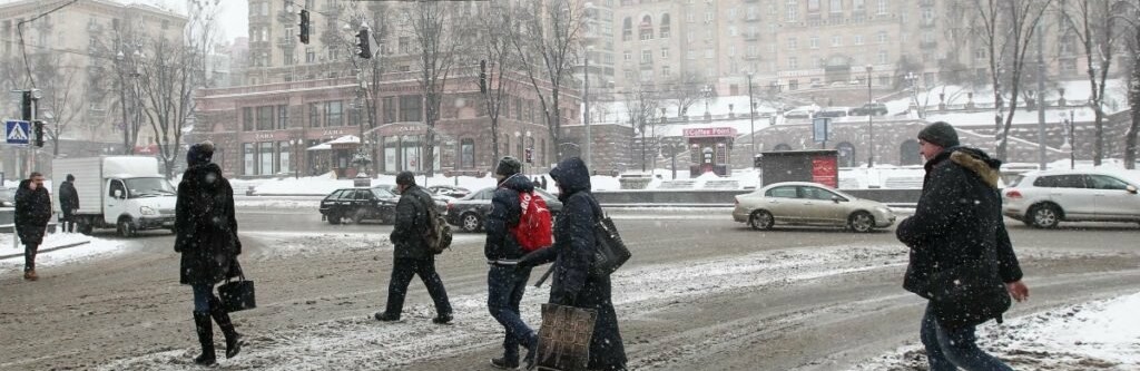 Сьогодні в Києві різко потеплішає та піде сніг: прогноз погоди в столиці на 10 січня