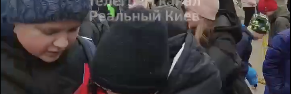 У Києві повідомили про замінування школи: правоохоронці перевіряють територію
