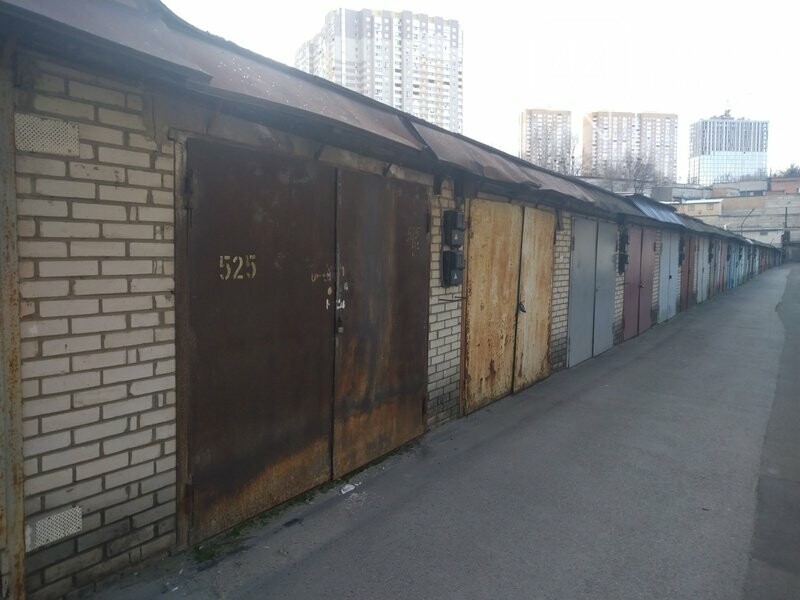 Продам гараж киев