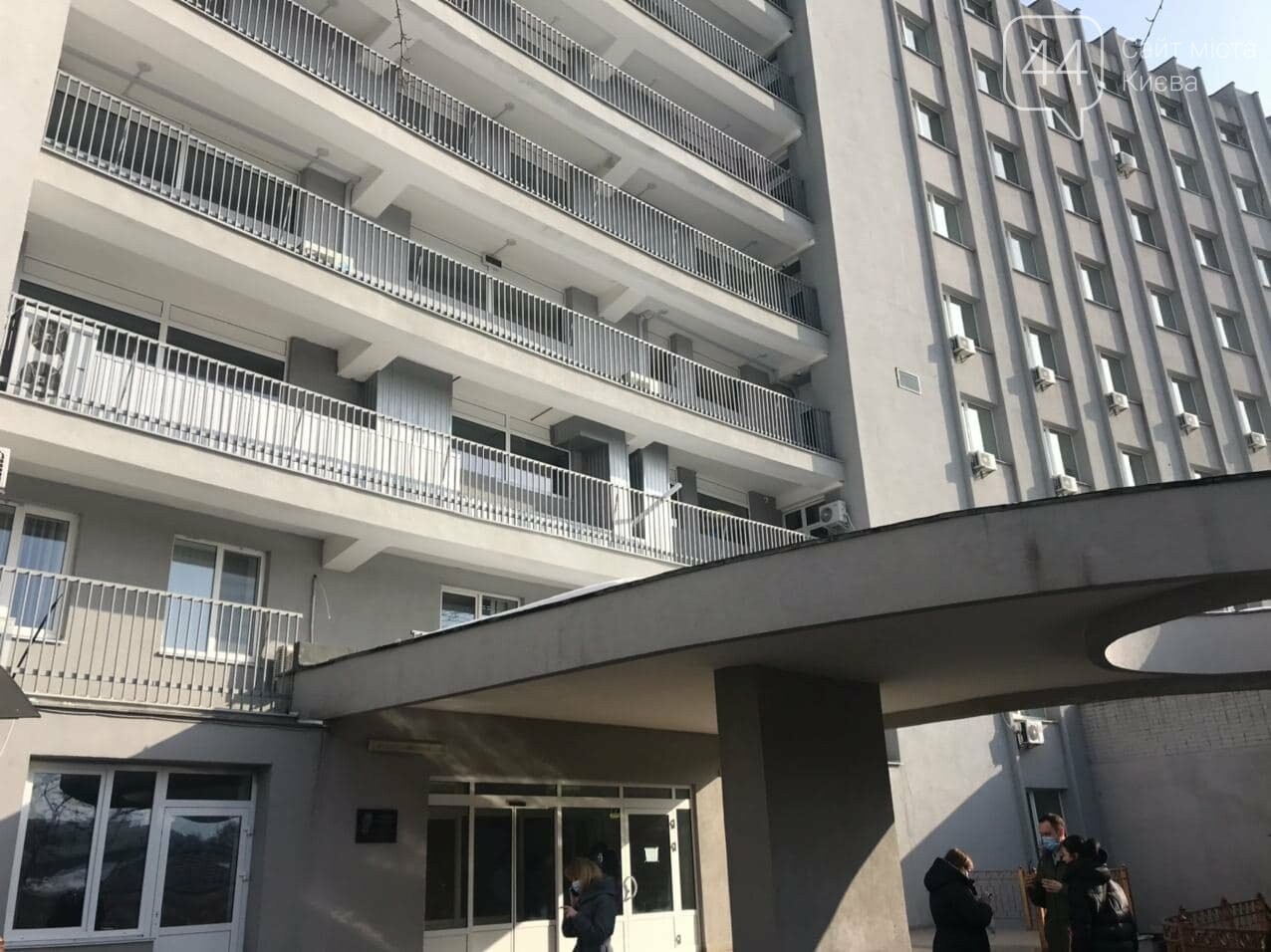 В Александровской больнице состоялся брифинг по вакцинации в Киеве, Фото: 44.ua