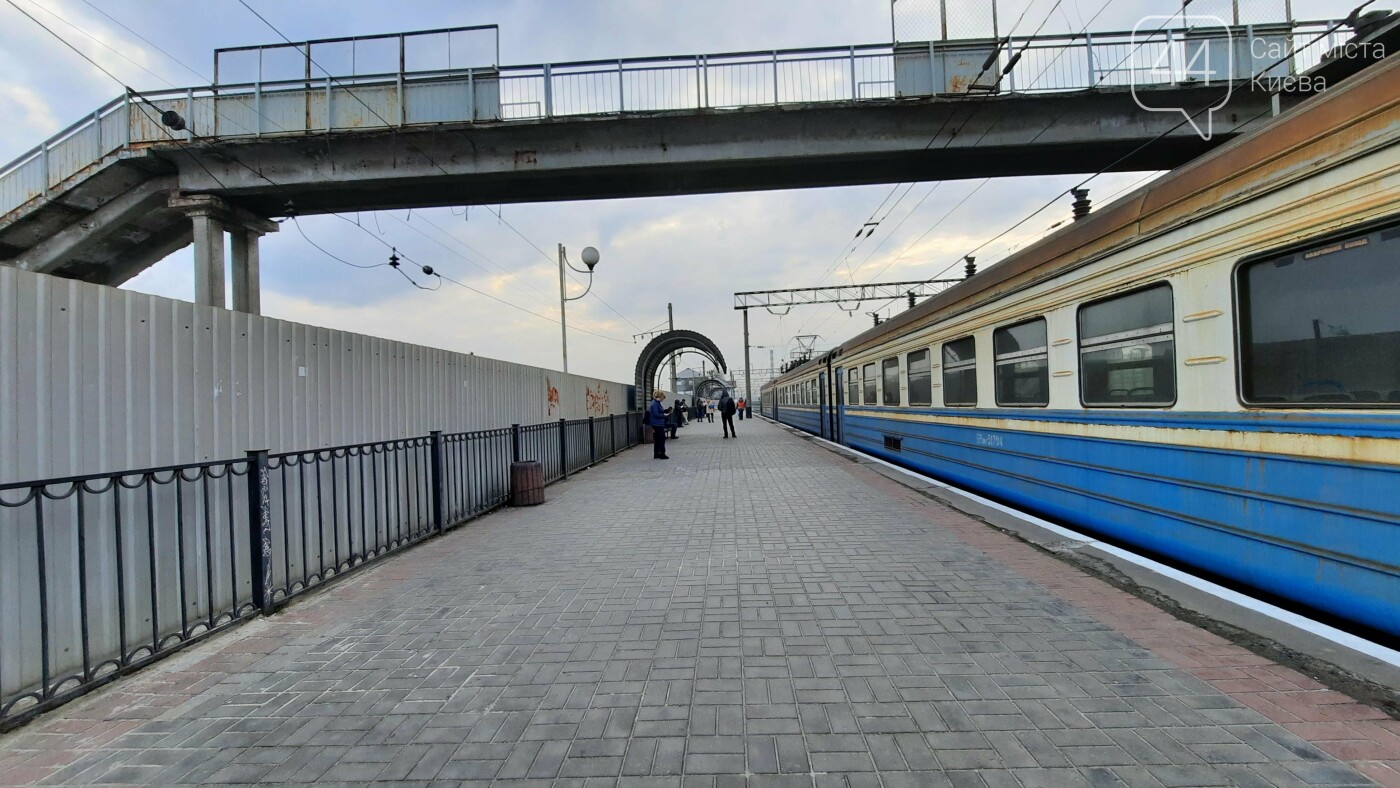 Как в Киеве доехать на работу без спецпропуска и не на такси.